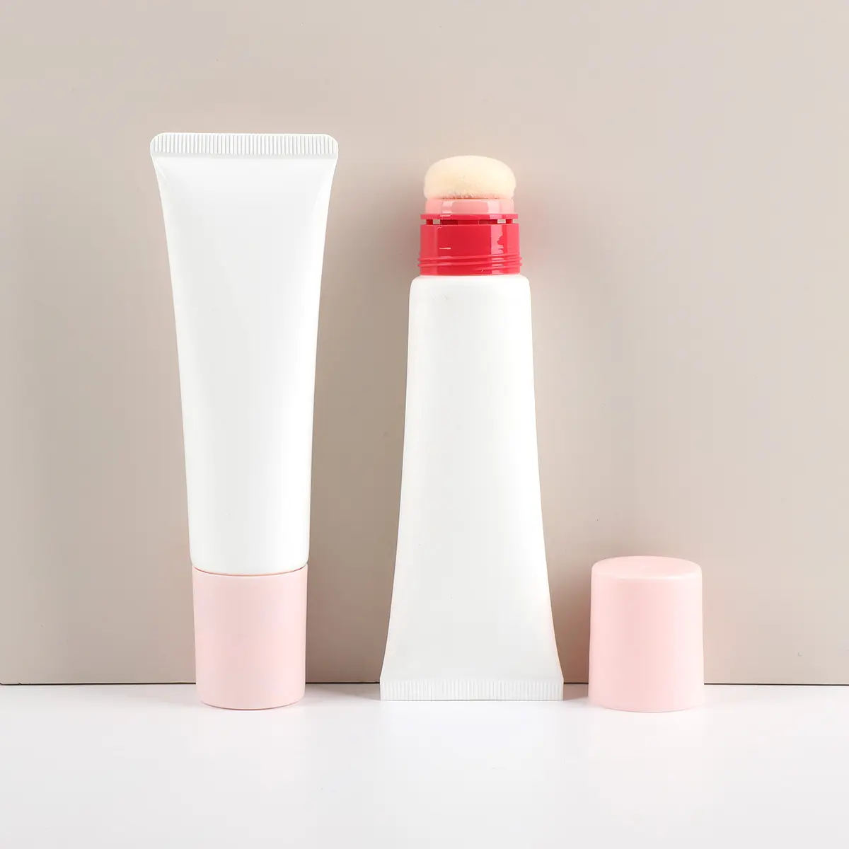 Special Head Soft Head Liquid Foundation Brush Cosmetics Squeeze Tube4.JPG