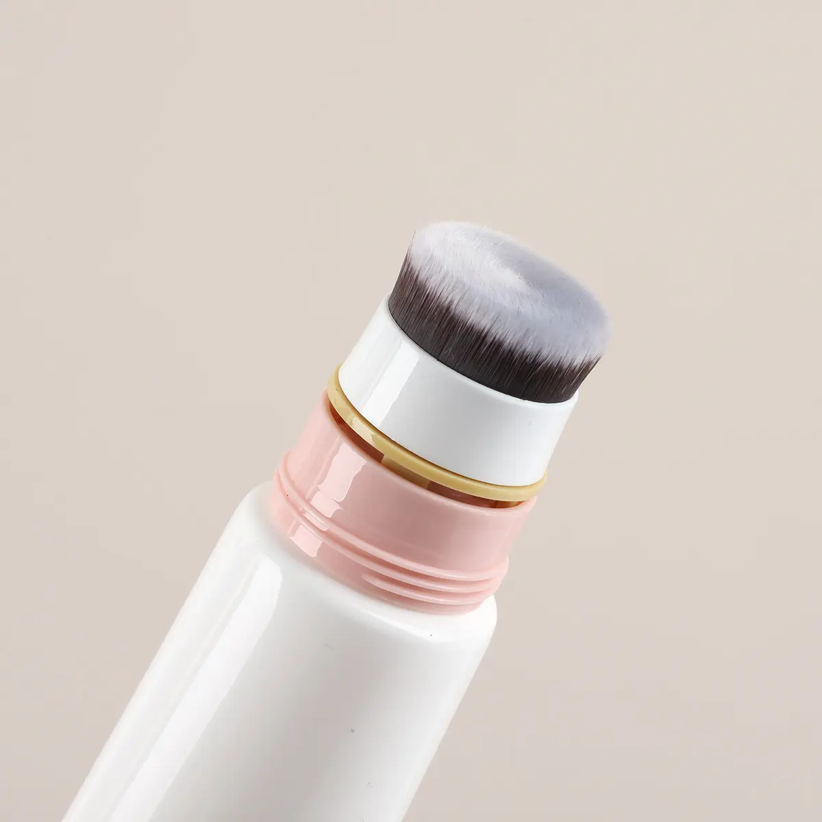 Special Head Soft Head Liquid Foundation Brush Cosmetics Squeeze Tube3.JPG