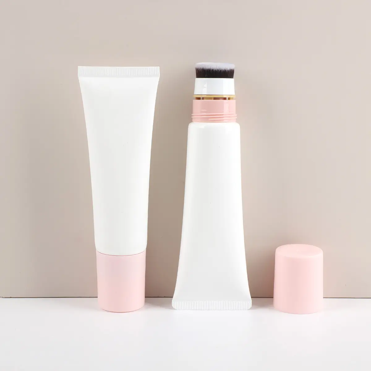 Special Head Soft Head Liquid Foundation Brush Cosmetics Squeeze Tube(2).JPG