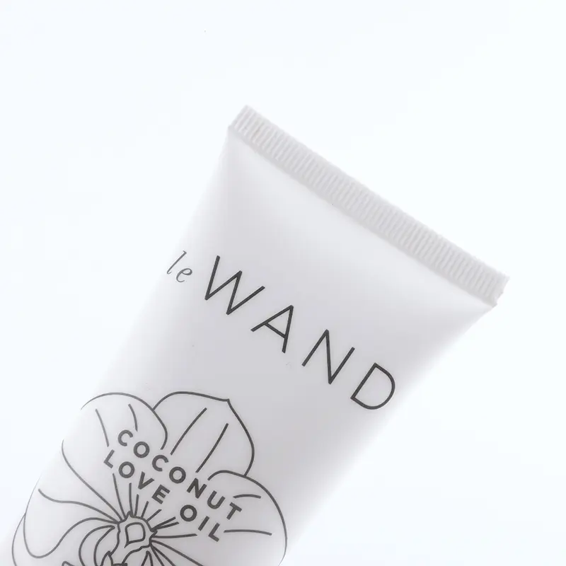 Emily D40mm White Facial Cleanser Plastic Tube Packaging (4).JPG